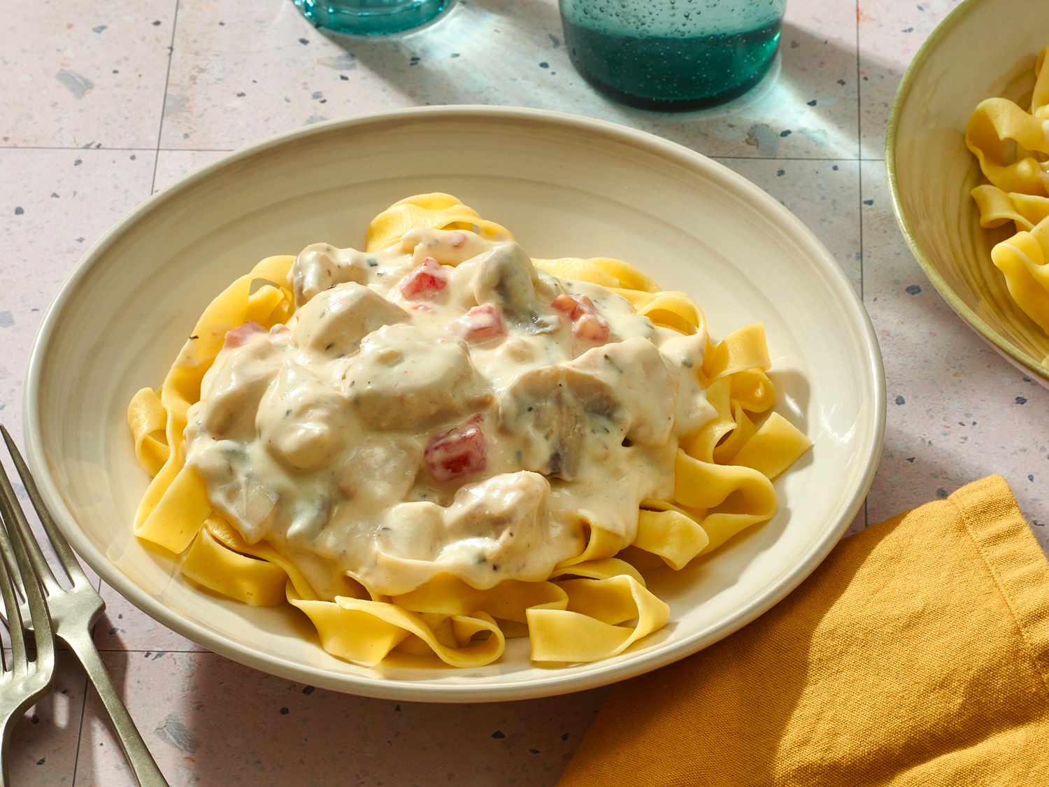 Creamy Chicken Fettuccine in Alfredo-Style Sauce