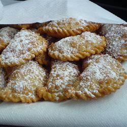 Empanadas Chilenas de Queso Fritas