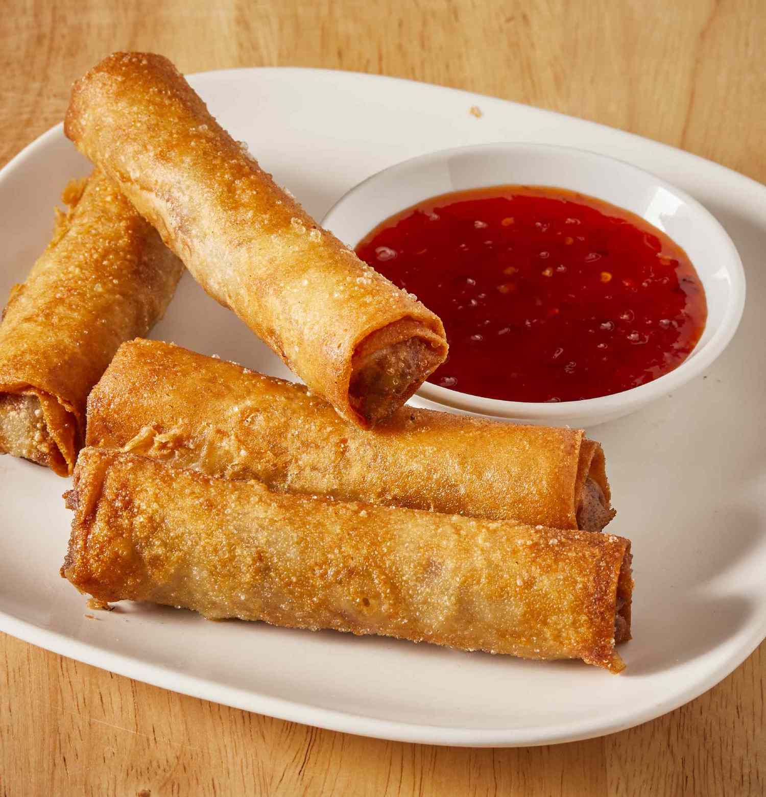 Classic Filipino Lumpia Rolls