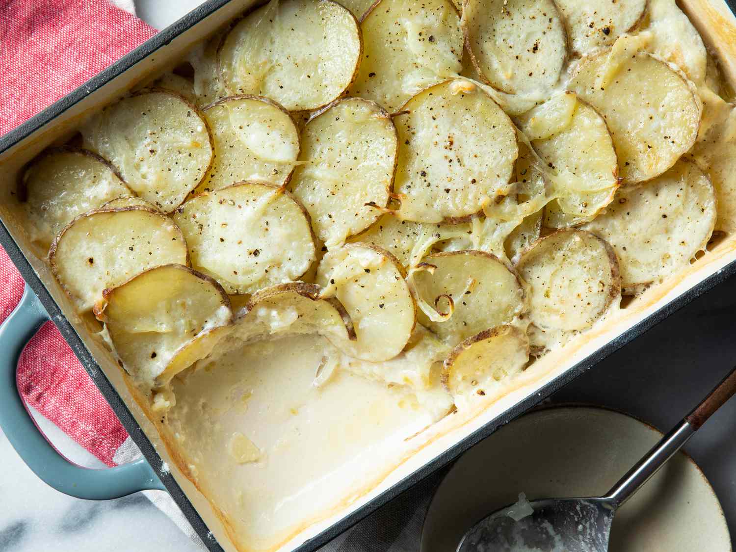 Classic Creamy Scalloped Potatoes