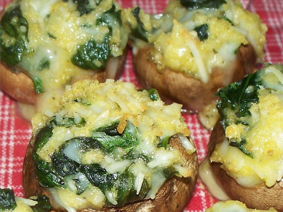 Cheesy Spinach-Stuffed Mushroom Bites