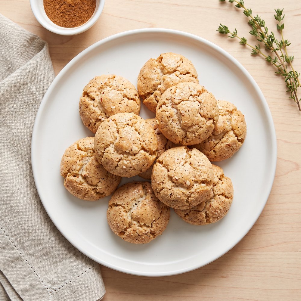 Mandelmakronen (Almond Meringues)