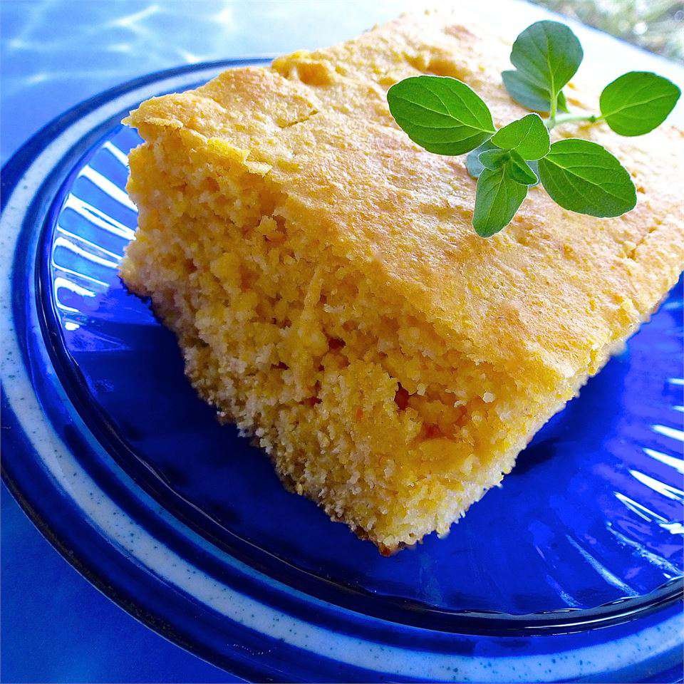 Cornbread with Applesauce