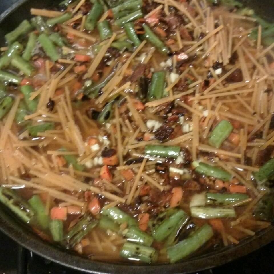 Cascadia Noodle Fideuà