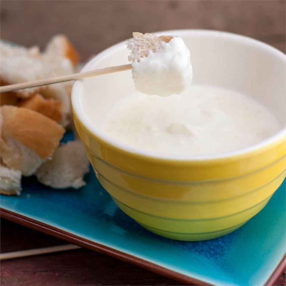 Creamy Parmesan Cheese Fondue